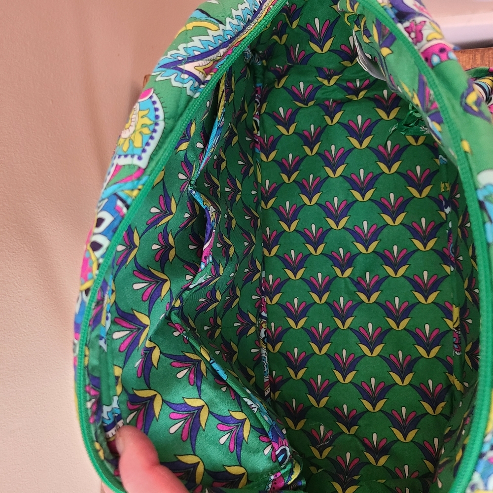 Vera Bradley Emerald Paisley bowler bag with matching mini clutch,NWOT, - Picture 8 of 10